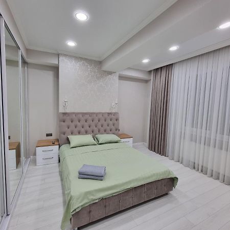 Luxury Best Grand New Apartaments Ultra Central Кишинів Екстер'єр фото