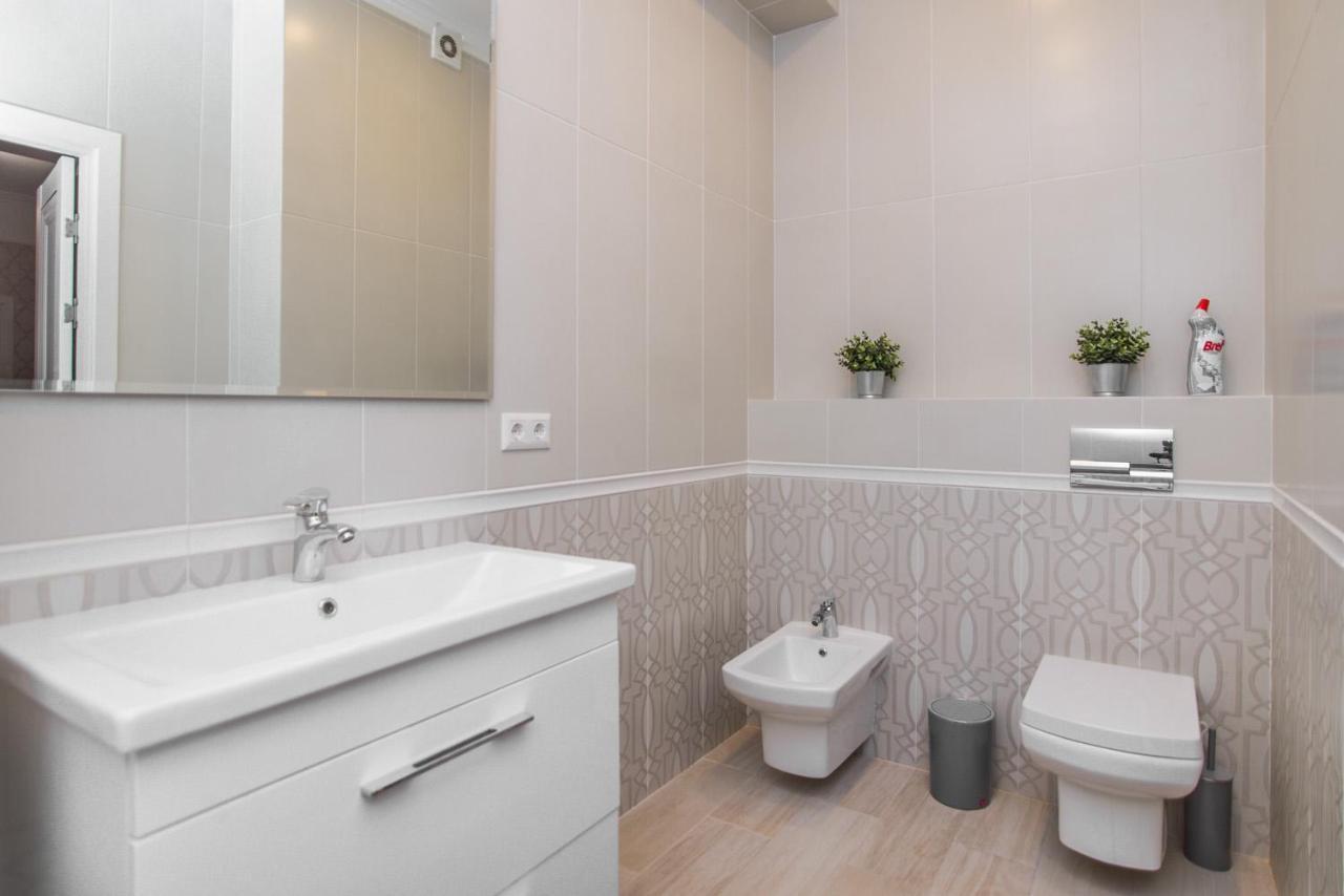 Luxury Best Grand New Apartaments Ultra Central Кишинів Екстер'єр фото