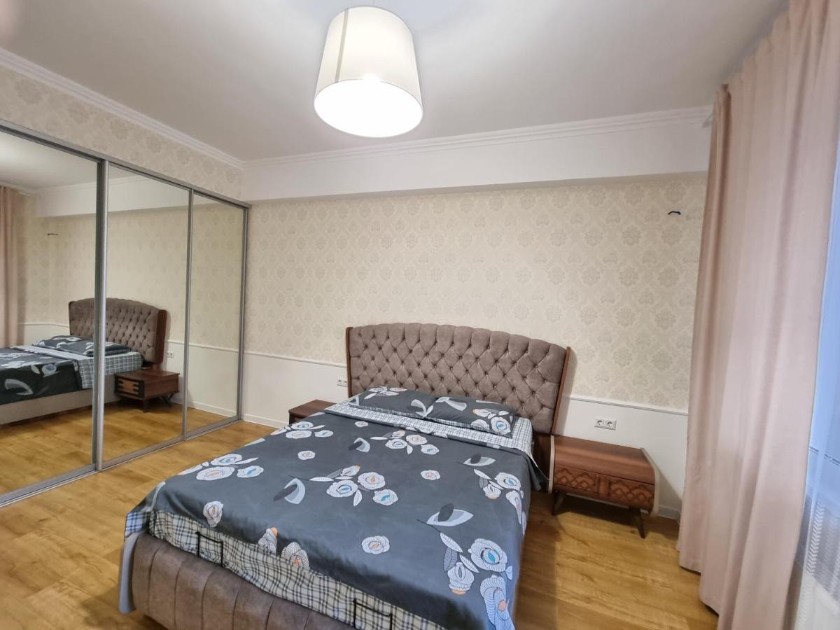 Luxury Best Grand New Apartaments Ultra Central Кишинів Екстер'єр фото