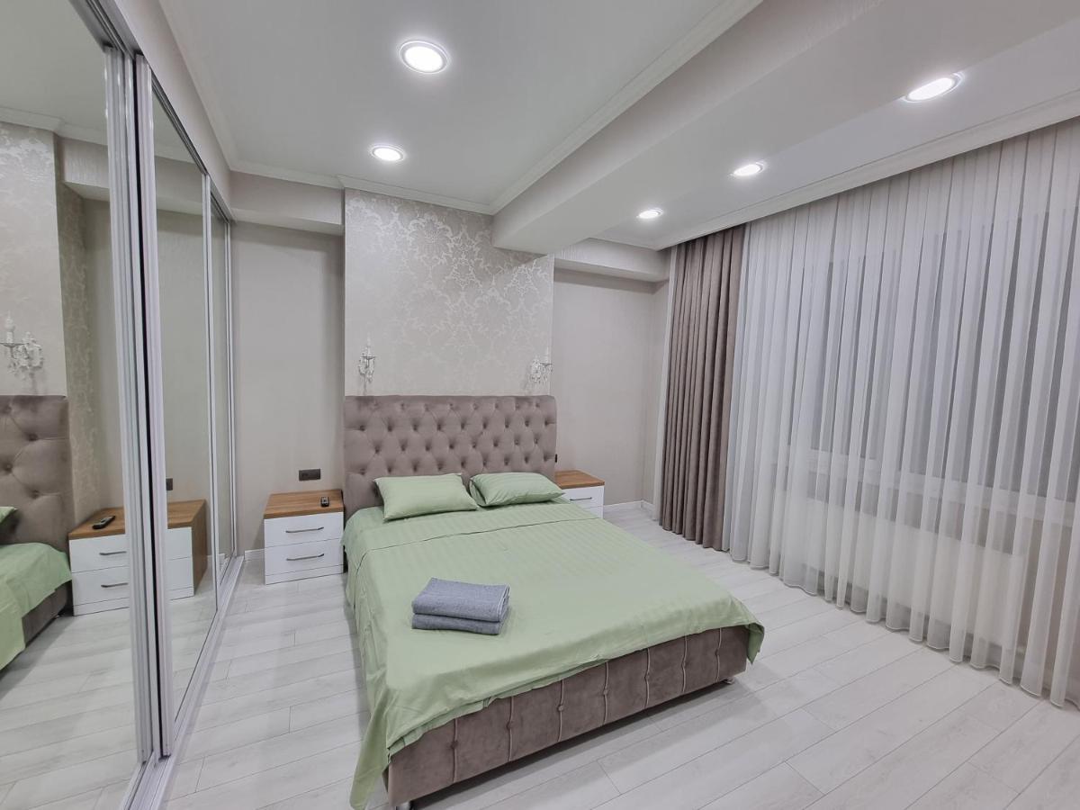 Luxury Best Grand New Apartaments Ultra Central Кишинів Екстер'єр фото
