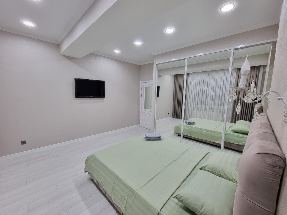 Luxury Best Grand New Apartaments Ultra Central Кишинів Екстер'єр фото