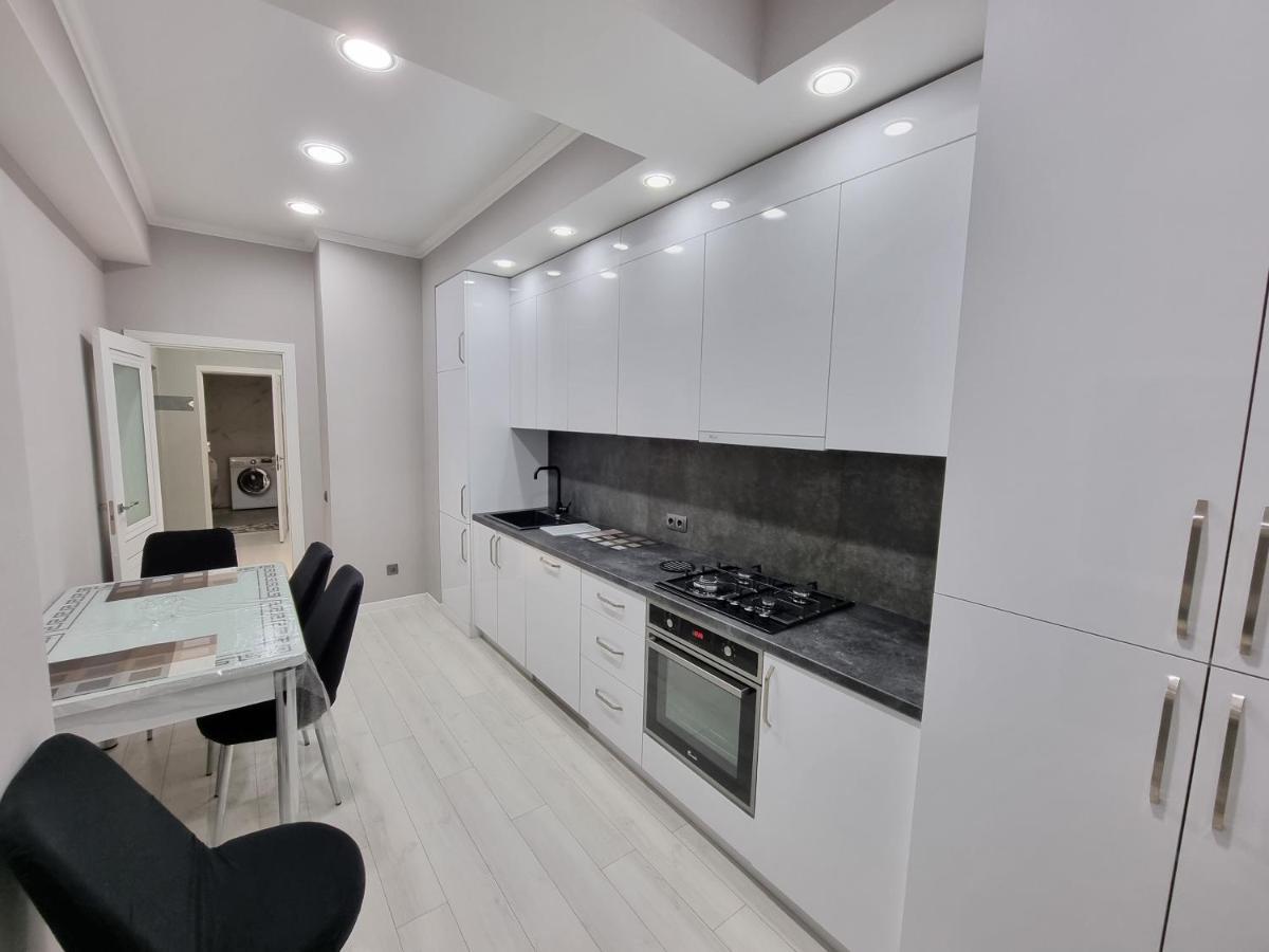 Luxury Best Grand New Apartaments Ultra Central Кишинів Екстер'єр фото