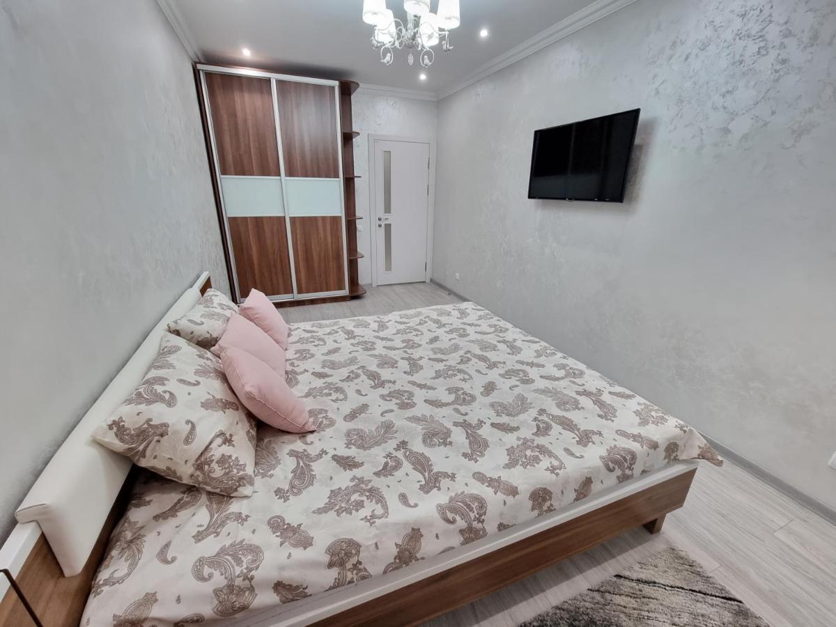 Luxury Best Grand New Apartaments Ultra Central Кишинів Екстер'єр фото